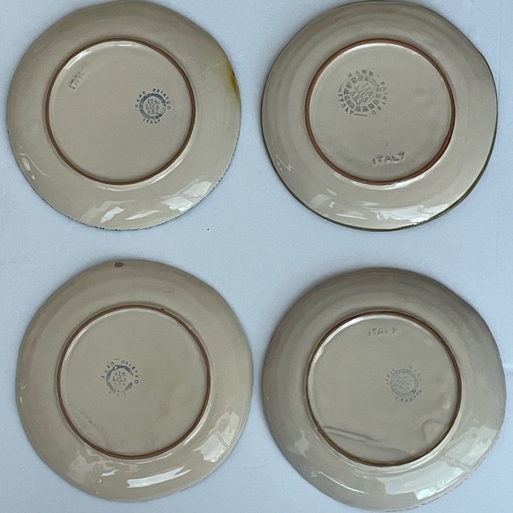 Set of 4 Italian OOAK Hand Painted Dinnerware 8.75” Clay Plates - Picture 7 of 12